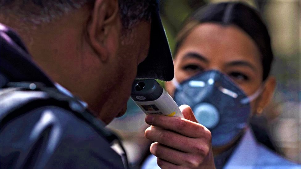 PGN alerta deficiencia en controles contra el coronavirus en el Aeropuerto El Dorado