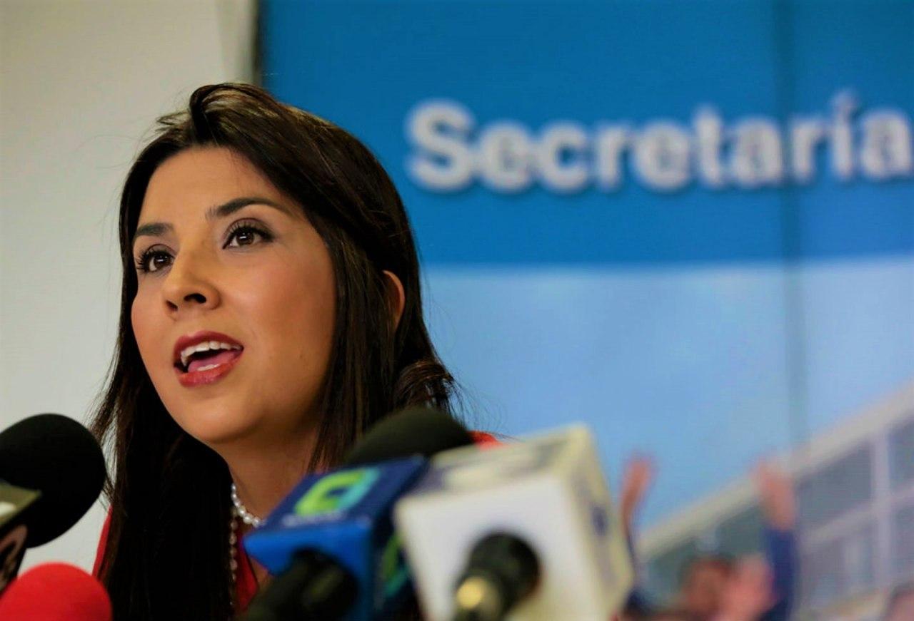 Restricciones para que los estudiantes regresen a las aulas se mantienen hasta el 31 de mayo