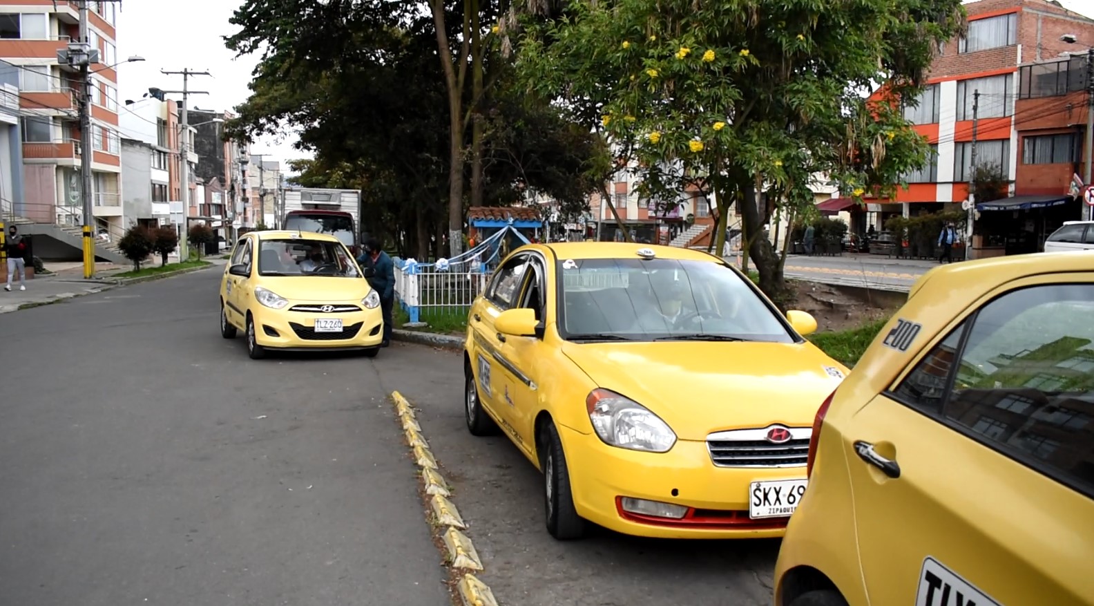Servicio restringido con acompanante en taxis de Zipaquira