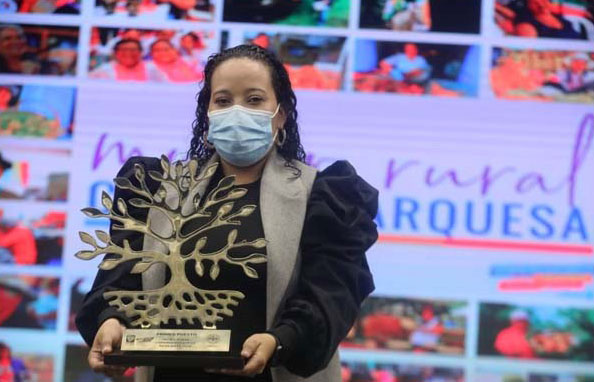 Magaly Montero primera ganadora del Premio Mujer Rural Cundinamarquesa Resiliente 3
