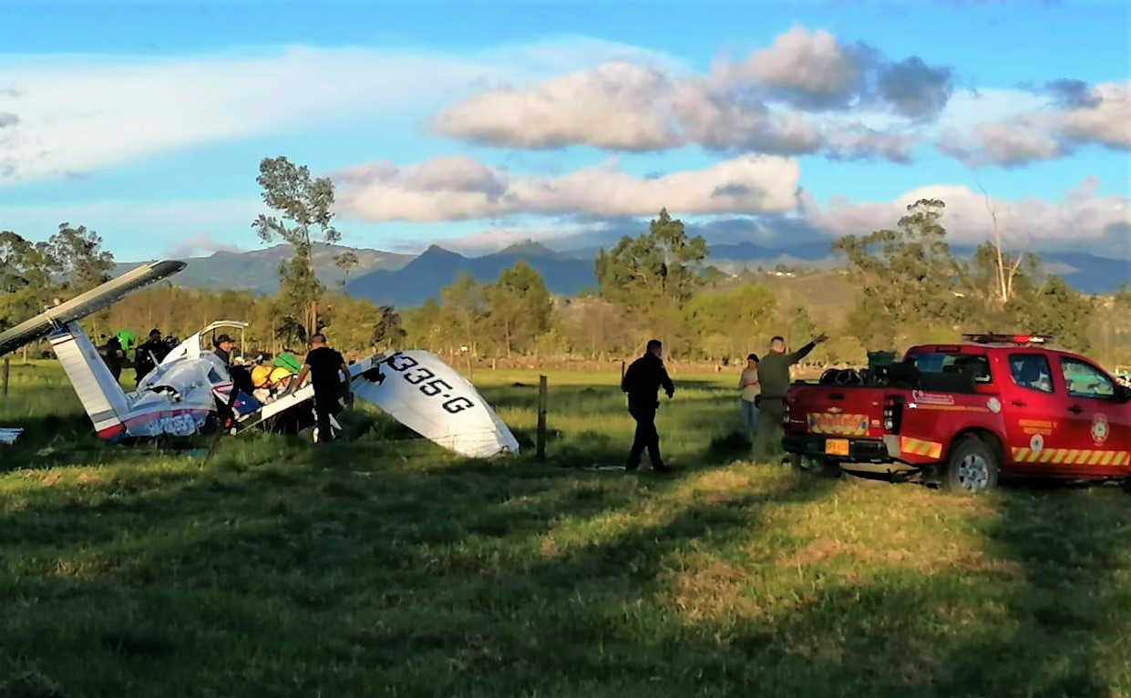 Tres muertos y un bebe herido dejo accidente de avioneta en Ubate