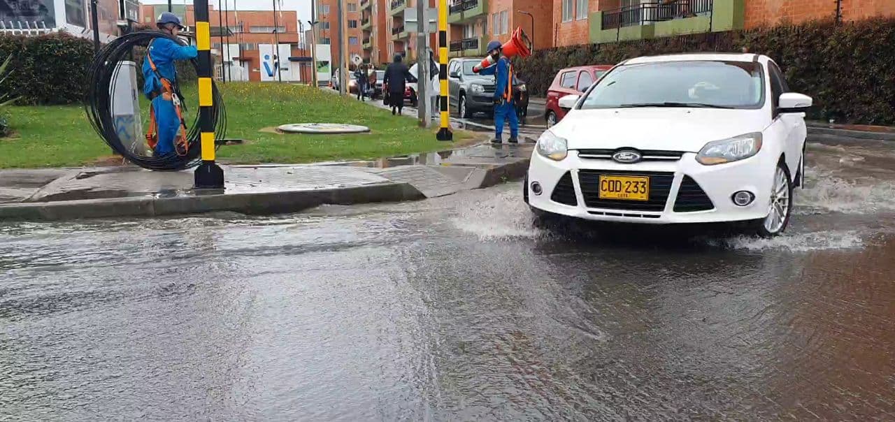 Bomberos de Zipaquira atentos a temporada invernal