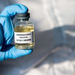 Vacuna contra el COVID 19 de AstraZeneca y Oxford con eficacia de hasta 90