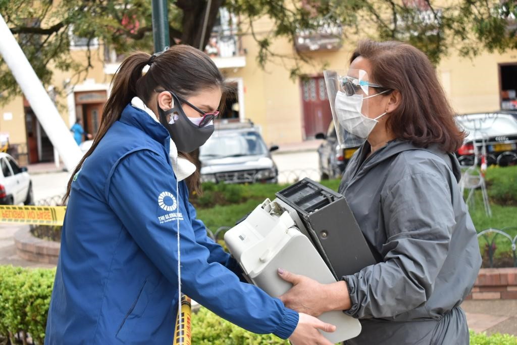 CAR logra recolectar ocho toneladas de electrodomesticos obsoletos