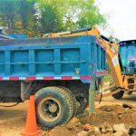 Una importante placa huella se construye en el sector Juaica Santuario de Tabio
