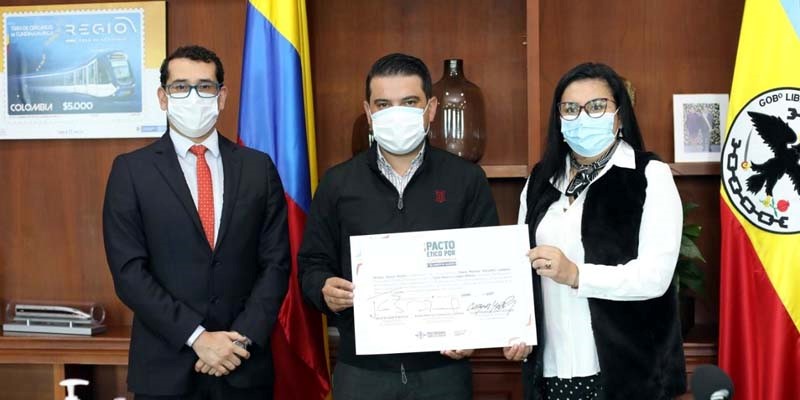 Firma del Pacto etico por Cundinamarca