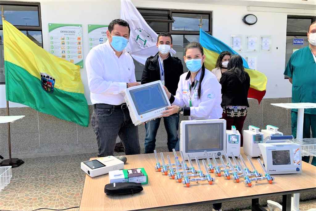 Hospital San Antonio de Chia recibio equipos biomedicos como ayuda en la atencion del covid 191