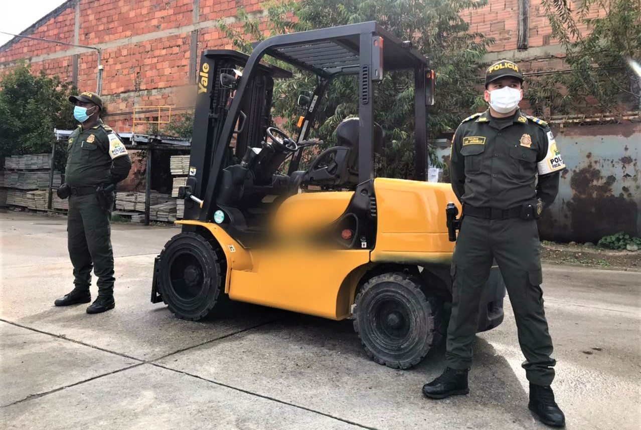 Golpe al contrabando de automotores