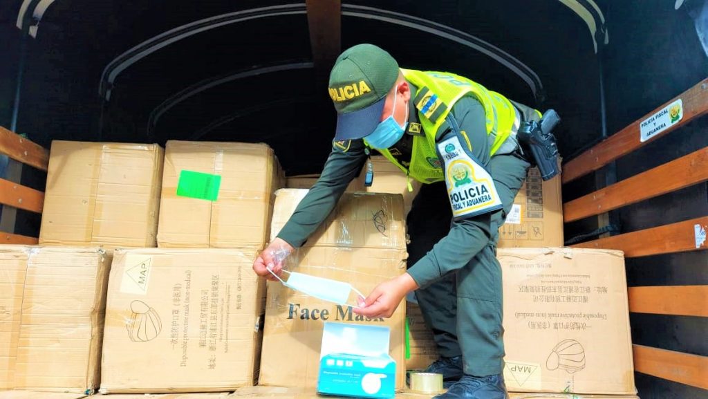 266.000 tapabocas de contrabando aprehendidos por la POLFA2
