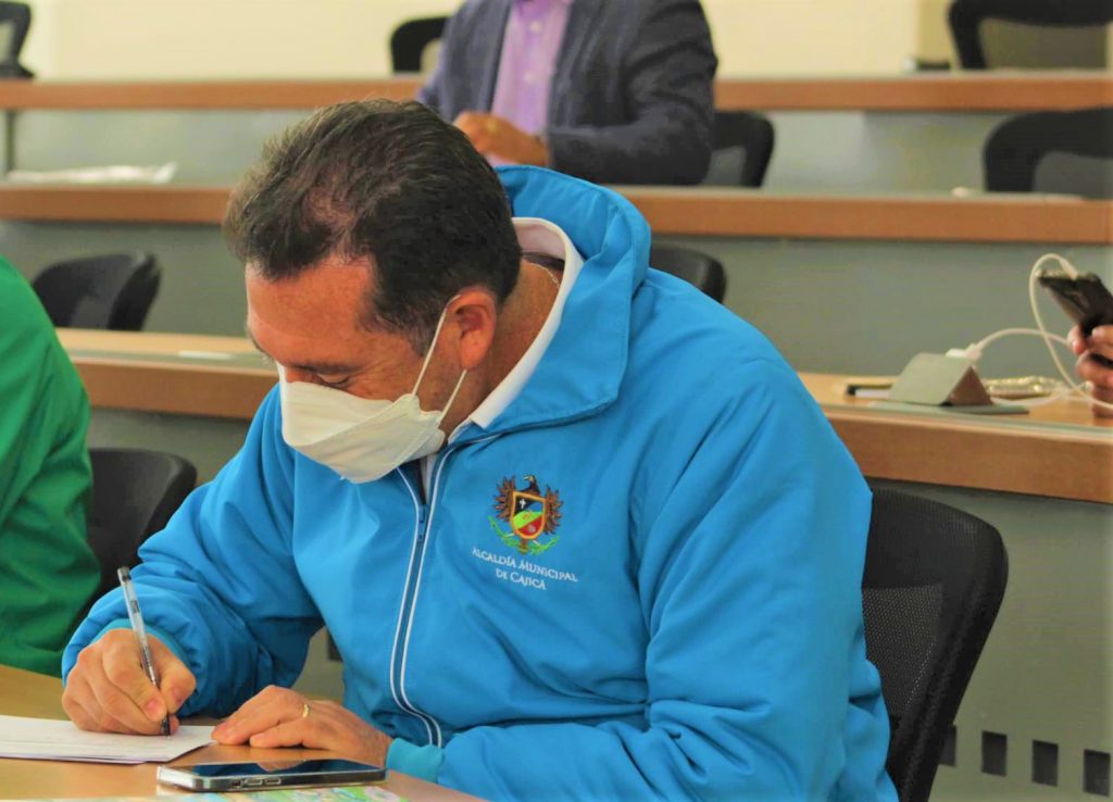 Alcalde de Cajica hizo ante el Concejo un resumen de su gestion