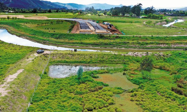Gobernador de Cundinamarca solicita proteger el humedal ubicado en la Troncal de los Andes