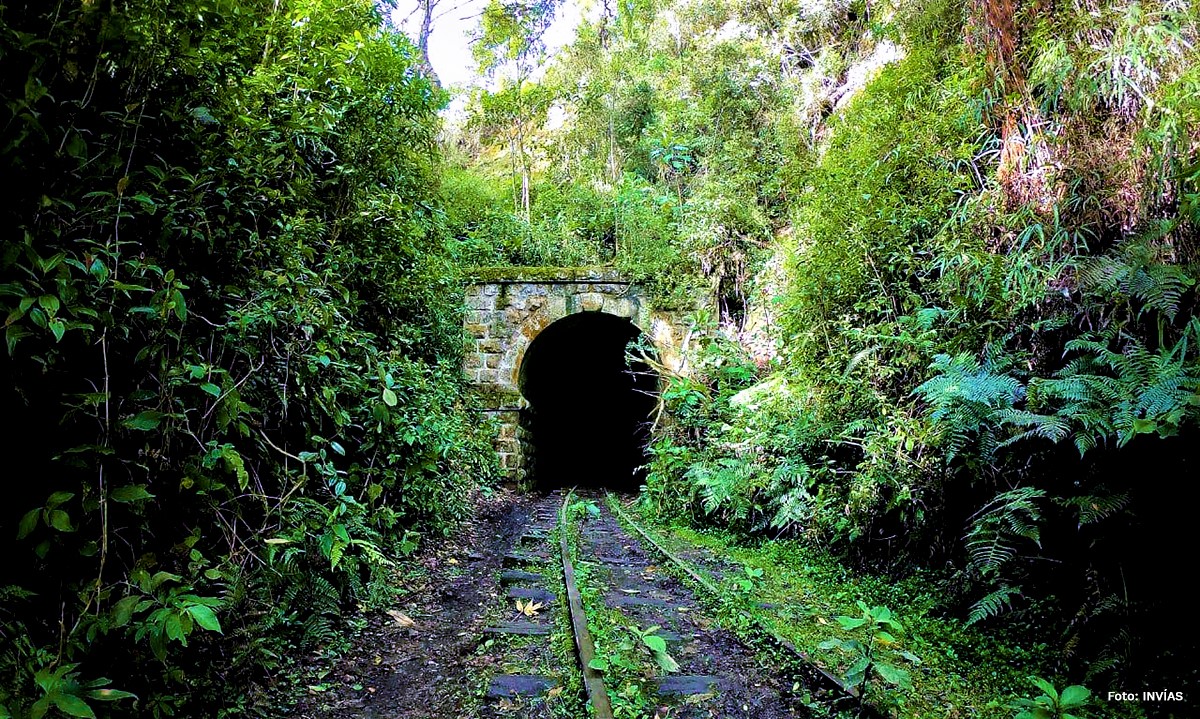 INVIAS adjudica obras del sendero Facatativa La Mesa