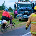 Accidentados dos camiones en la Variante Zipaquira Ubate sector Los Patios2