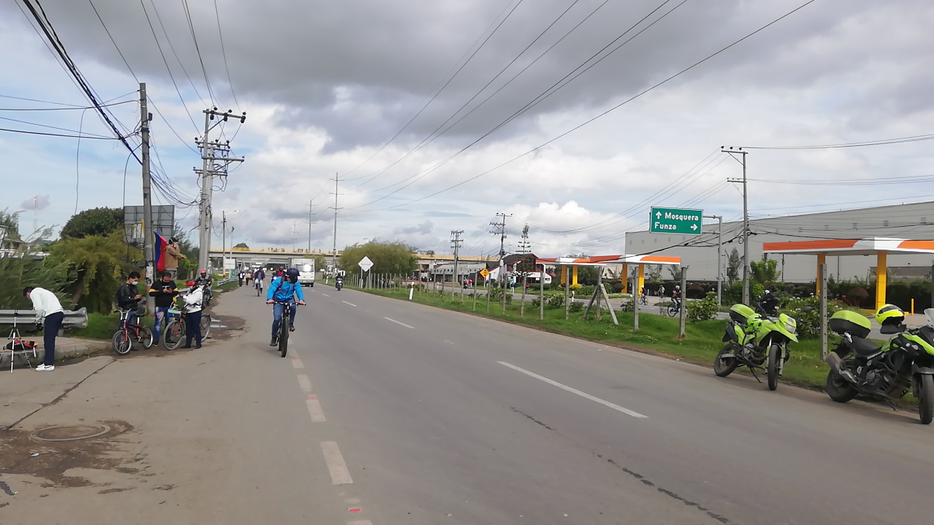 Cundinamarca amanece con nuevos bloqueos en los corredores viales