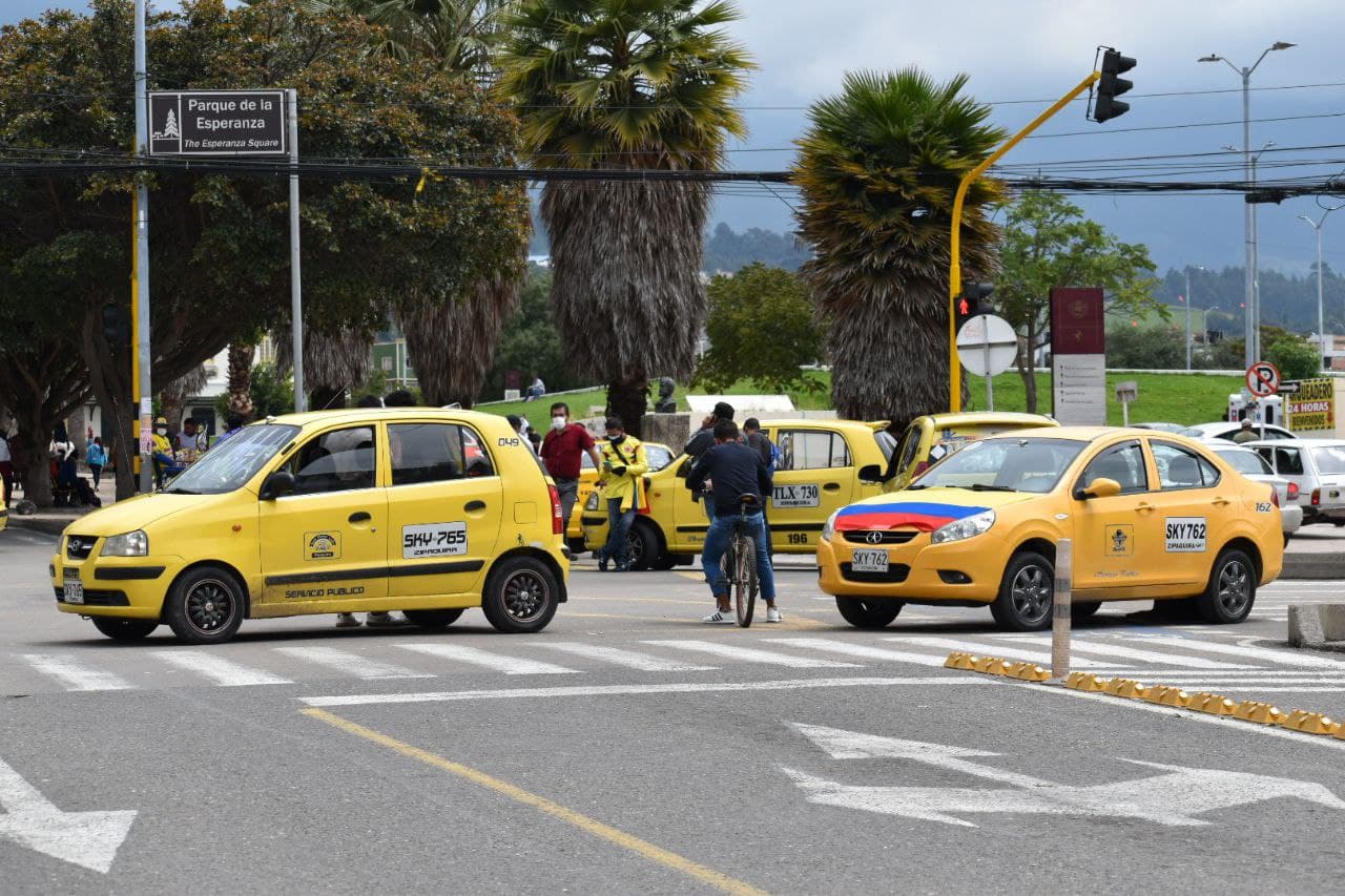 Estas son las vias que presentan bloqueos hoy en Cundinamarca