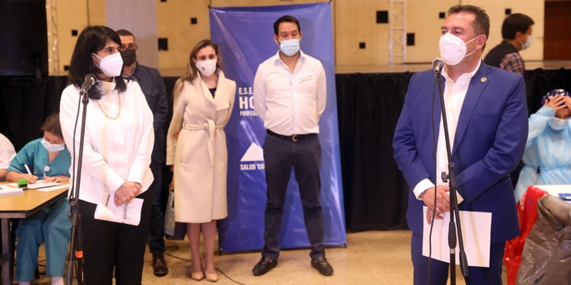 Masiva jornada de vacunacion a docentes de Cajica 2
