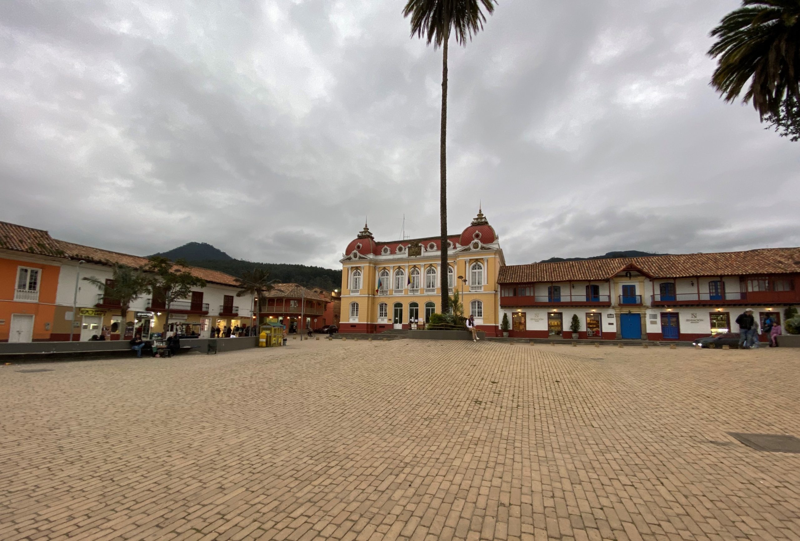 Preocupante cifra de casos activos de covid 19 en Zipaquira scaled