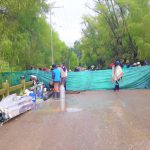 Taponamiento y protestas en el sector del rio barandillas de Zipaquira