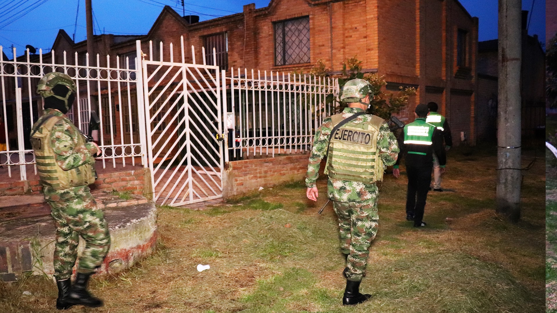 Ejercito Nacional realizo un operativo de seguridad en calles de Zipaquira