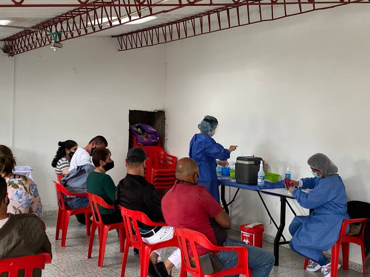 Hoy podran vacunarse mayores de 50 anos y mayores de 40 anos con comorbilidades en Zipaquira