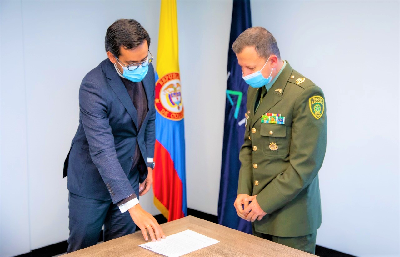 Nuevo director de la Policia Fiscal y Aduanera toma posesion de su cargo
