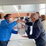 Alcaldia de Cajica dono 120 kits de bioseguridad para los adultos mayores
