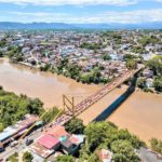 Cerrado temporalmente Puente que cruza el Rio Magdalena entre Girardot y Flandes