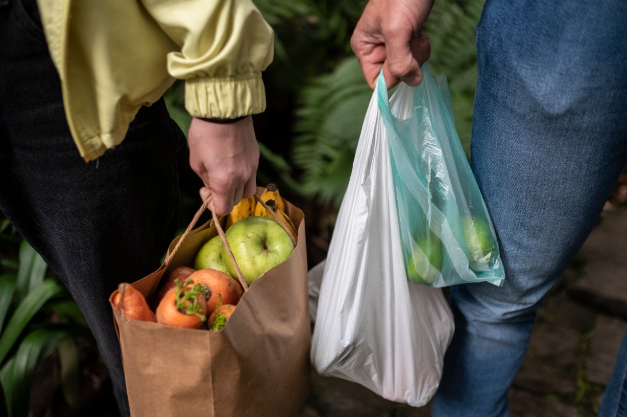 En Colombia se redujo cerca del 70 la compra de bolsas plasticas en puntos de venta