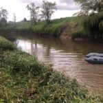 En busqueda del menor de edad que cayo al rio Bogota en la jurisdiccion de Cajica