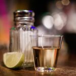 Informe de TasteAtlas determina las bebidas alcoholicas mas consumidas en Colombia y otros paises