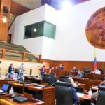 Interpretacion del regimen de inhabilidades de los diputados no se ajusta a la Constitucion