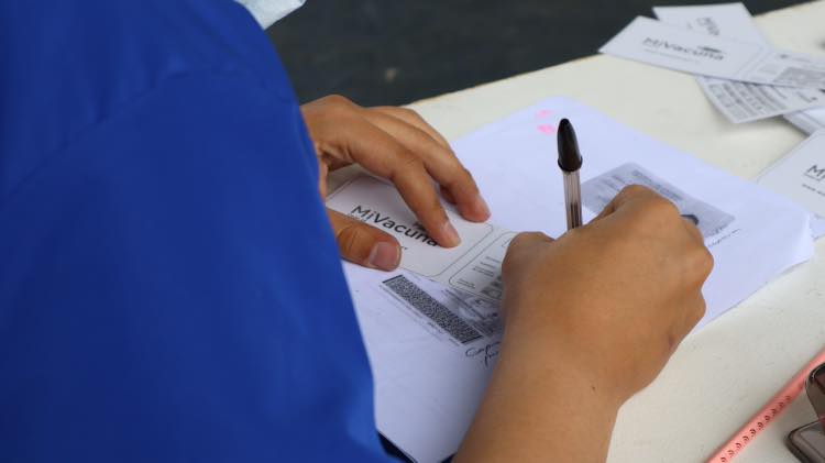 No crea en los cuentos de la desinformacion sobre la vacunacion Vicesalud