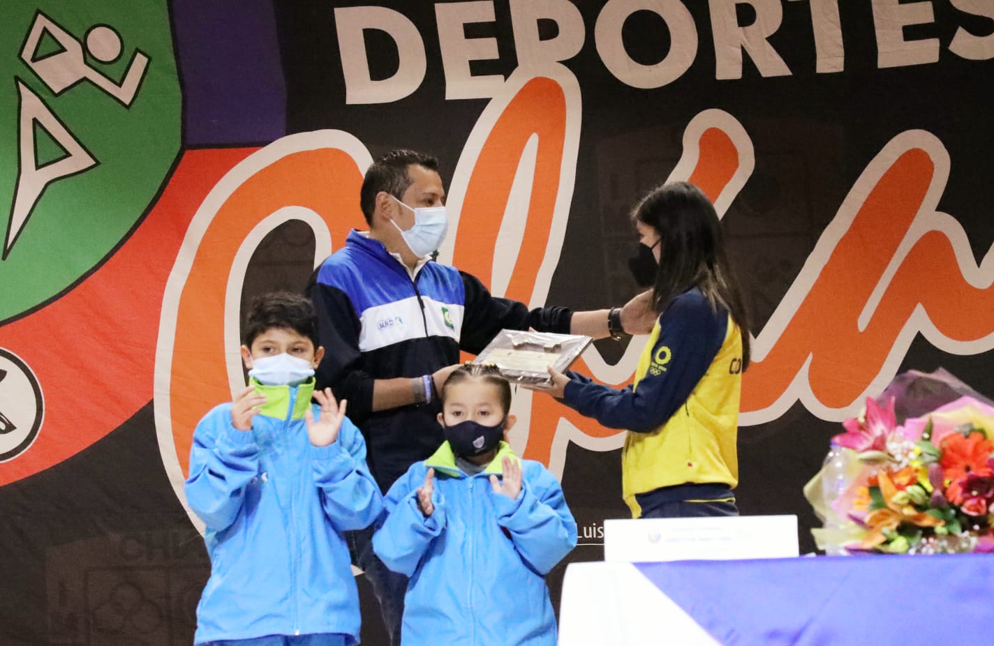 Administracion Municipal de Chia homenajeo a sus atletas Olimpicas
