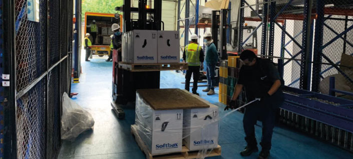 Arribaron 372.060 dosis del laboratorio Pfizer al pais para primera y segunda aplicacion