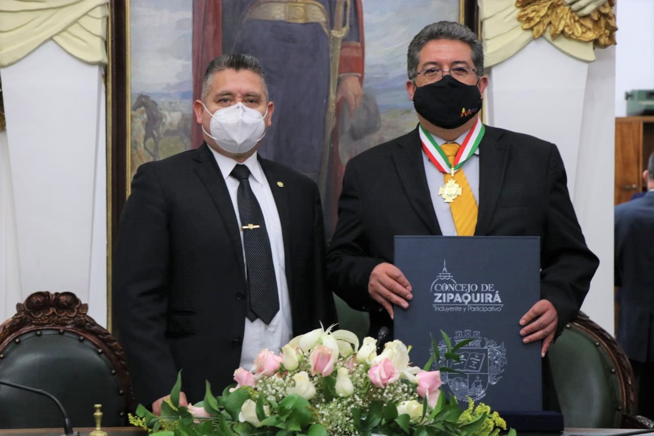 Concejo exalto a personas y organizaciones que han dejado en alto el nombre de Zipaquira. Alcalicoop.