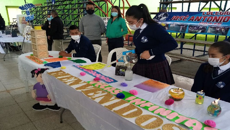Ubate realizo su Primera Feria de la Ciencia