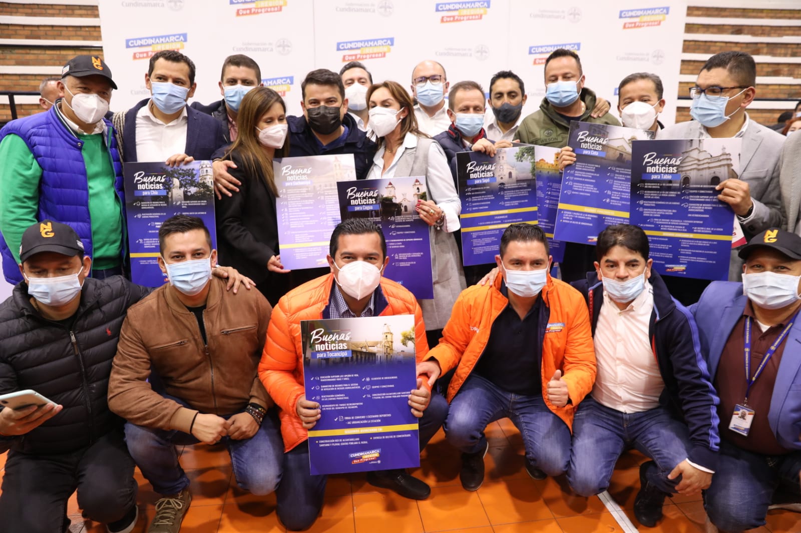 Entrega de insumos y firma de convenios para la provincia de Sabana Centro