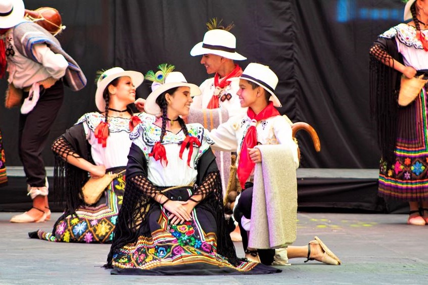 La Danza Andina en Nemocon volvio con vistosas y magnificas presentaciones