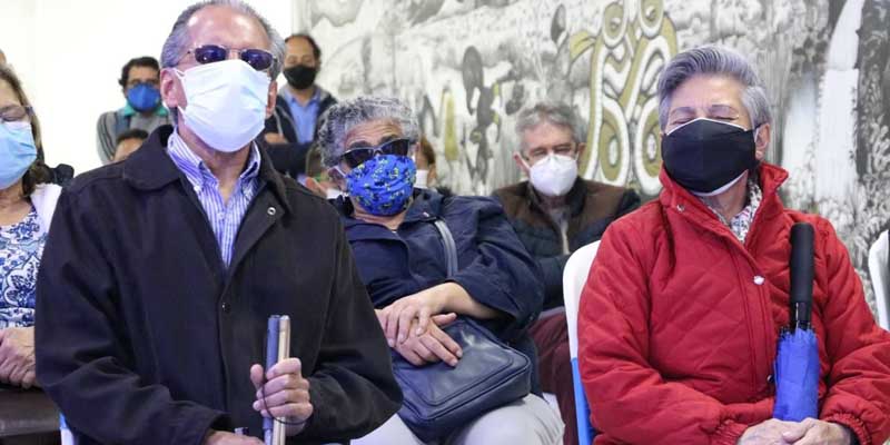 Primera exposicion de pintura para personas con discapacidad visual en Madrid Cundinamarca 1