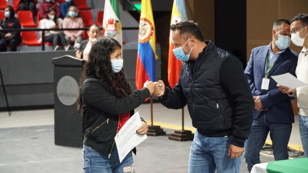 En Zipaquira se apoya a los jovenes para acceder a la educacion superior