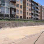 Iniciaron las obras de construccion del corredor peatonal en la via El Recreo