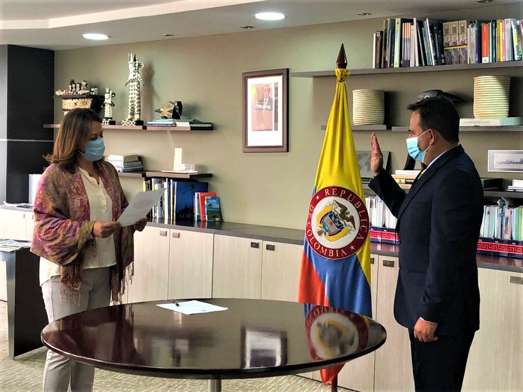 Jorge Enrique Gonzalez se posesiono como nuevo viceministro de desarrollo empresarial1