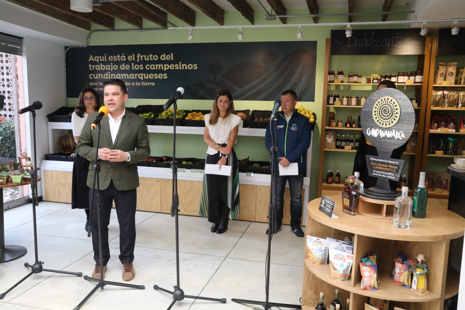 Productores y emprendedores de Cundinamarca comercializaran sus productos a las empresas mas importantes del pais 4
