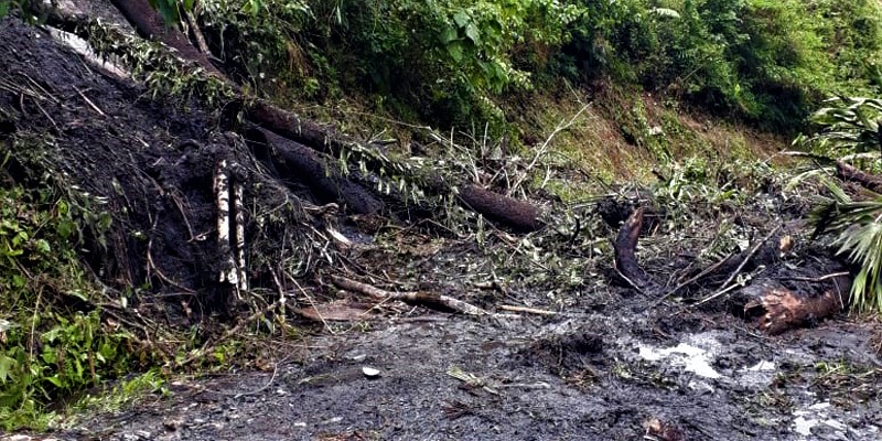 Unidad de Gestion del Riesgo del Departamento atiende inundacion en Une