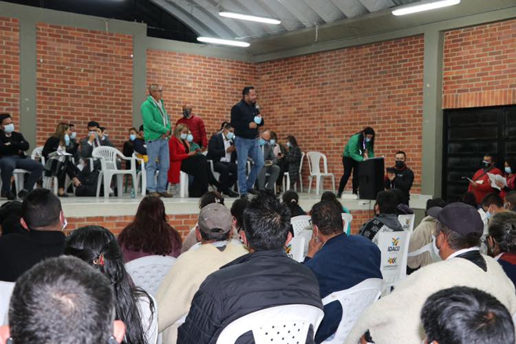 Alcalde de Zipaquira y su Gabinete dialogaron con la comunidad de San Jorge 2