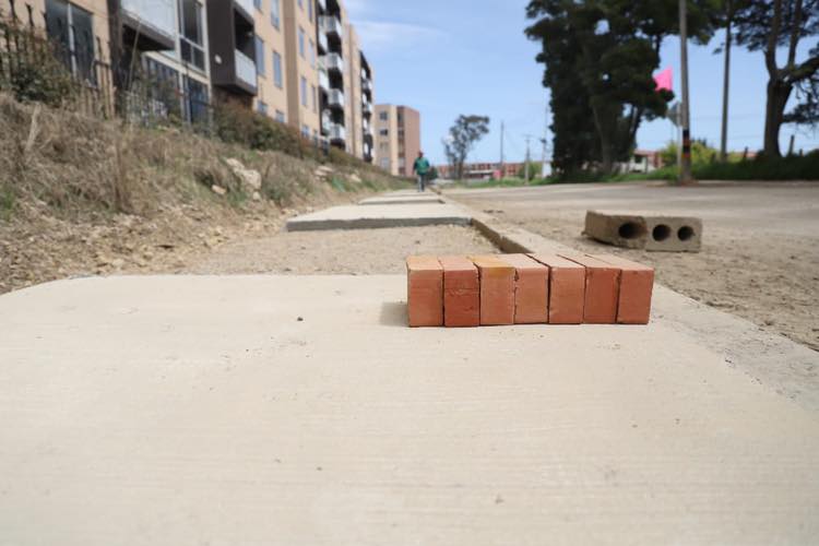 Avanza la construccion del corredor peatonal que beneficiara la movilidad de 1.500 estudiantes de Zipaquira 3