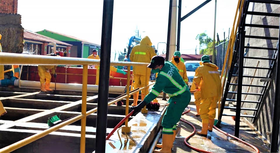 Manana se suspende servicio de agua en varios barrios de la parte