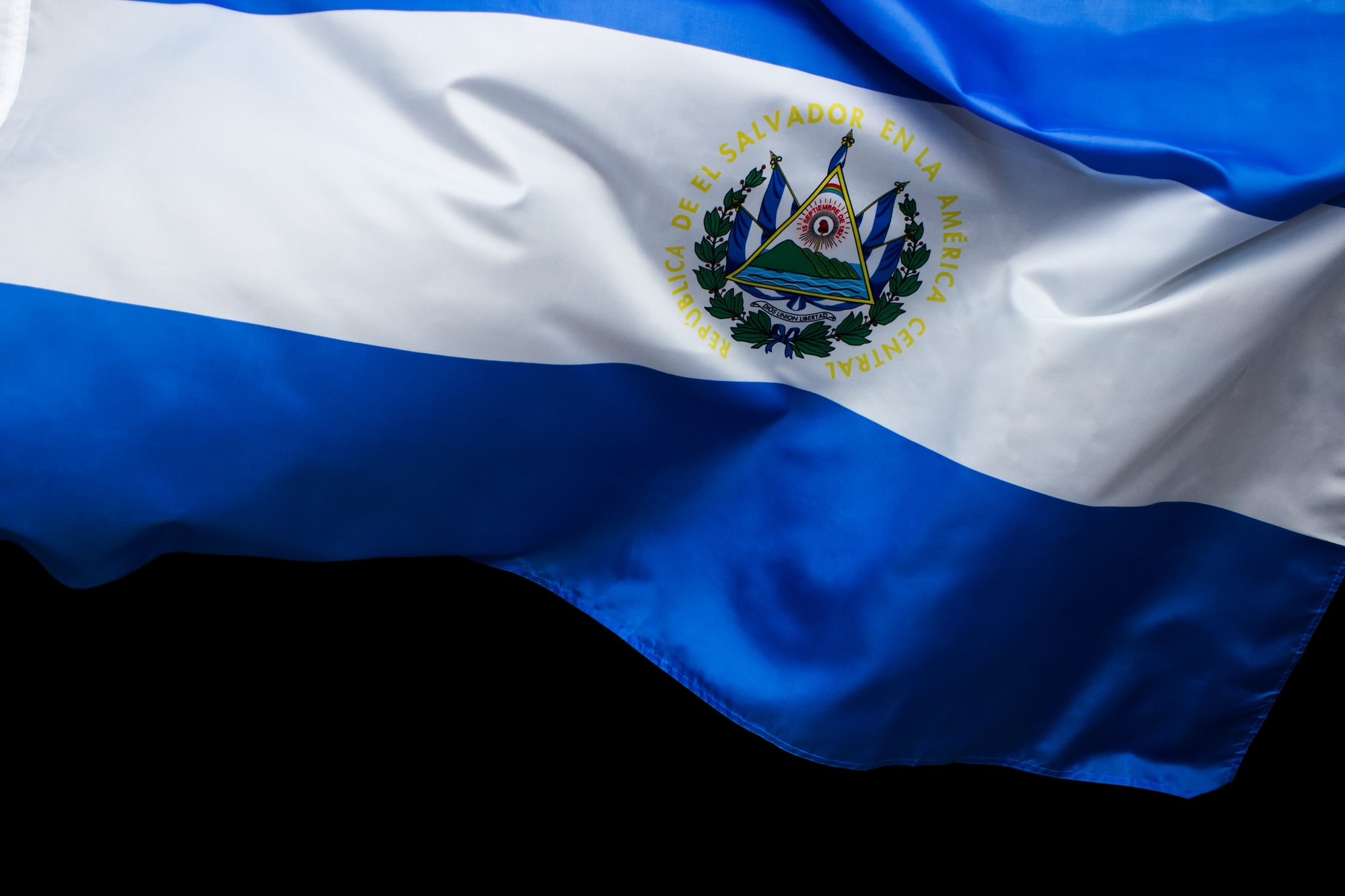 El Salvador aumenta su cartera de bitcoin aprovechando las rebajas