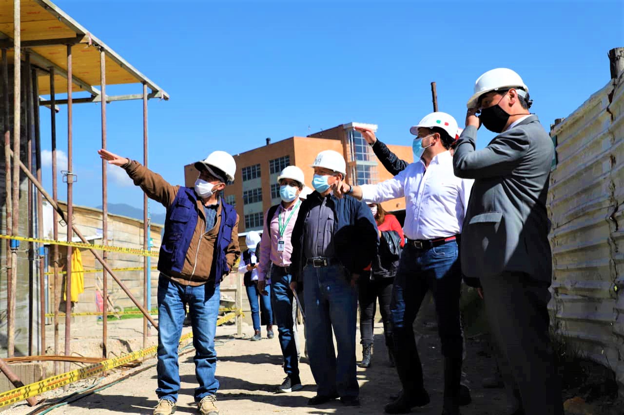 Universidad de Cundinamarca en Zipaquira esta en un 26 de construccion1