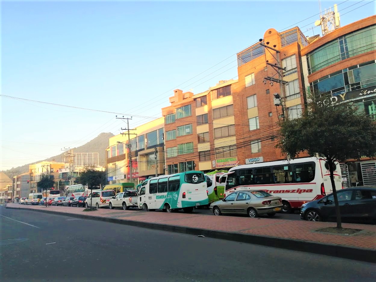Denuncian escandalosas tarifas de transporte Zipa Portal Norte que llegan a 7100 por recorrido
